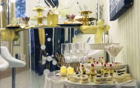 Доставка еды и праздничное оформление стола на детский день рождения в Екатернибурге в студии Артмезонин